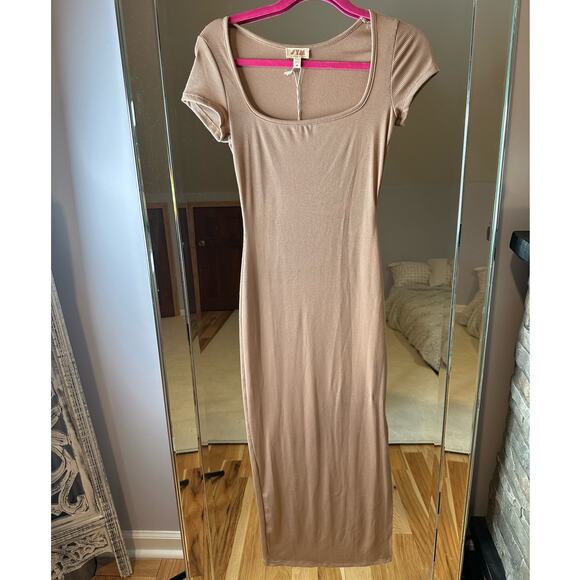 SYM: Ribbed Square Neck Bodycon Dress - Picture 4 of 7